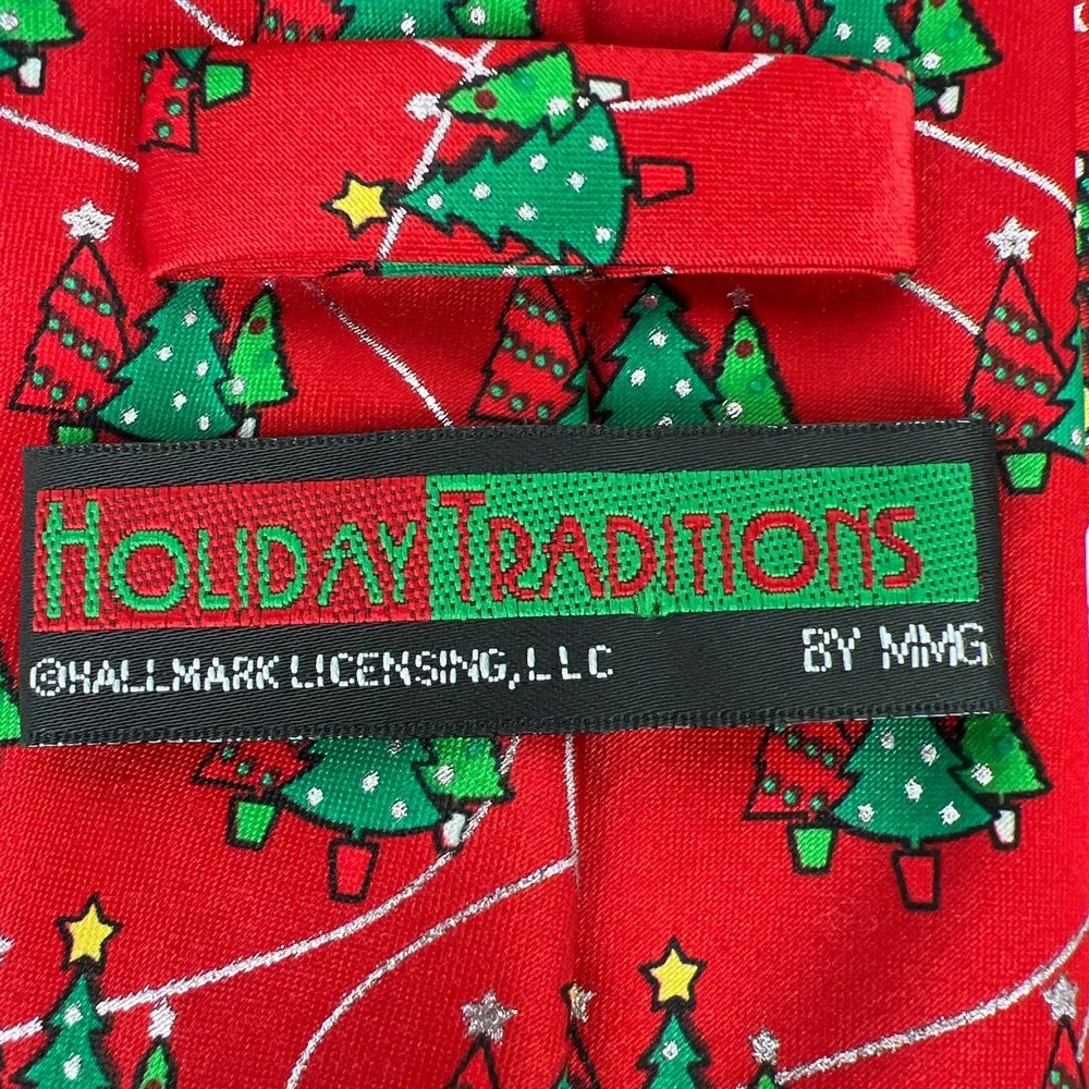 Hallmark Holiday Traditions Christmas Tree Tie